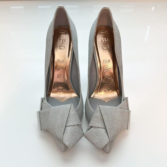 Ted Baker Silver Glitter Metallic Bow Detail Pointed Toe Linesm Pumps Size 38.5 - Picture 3 of 11